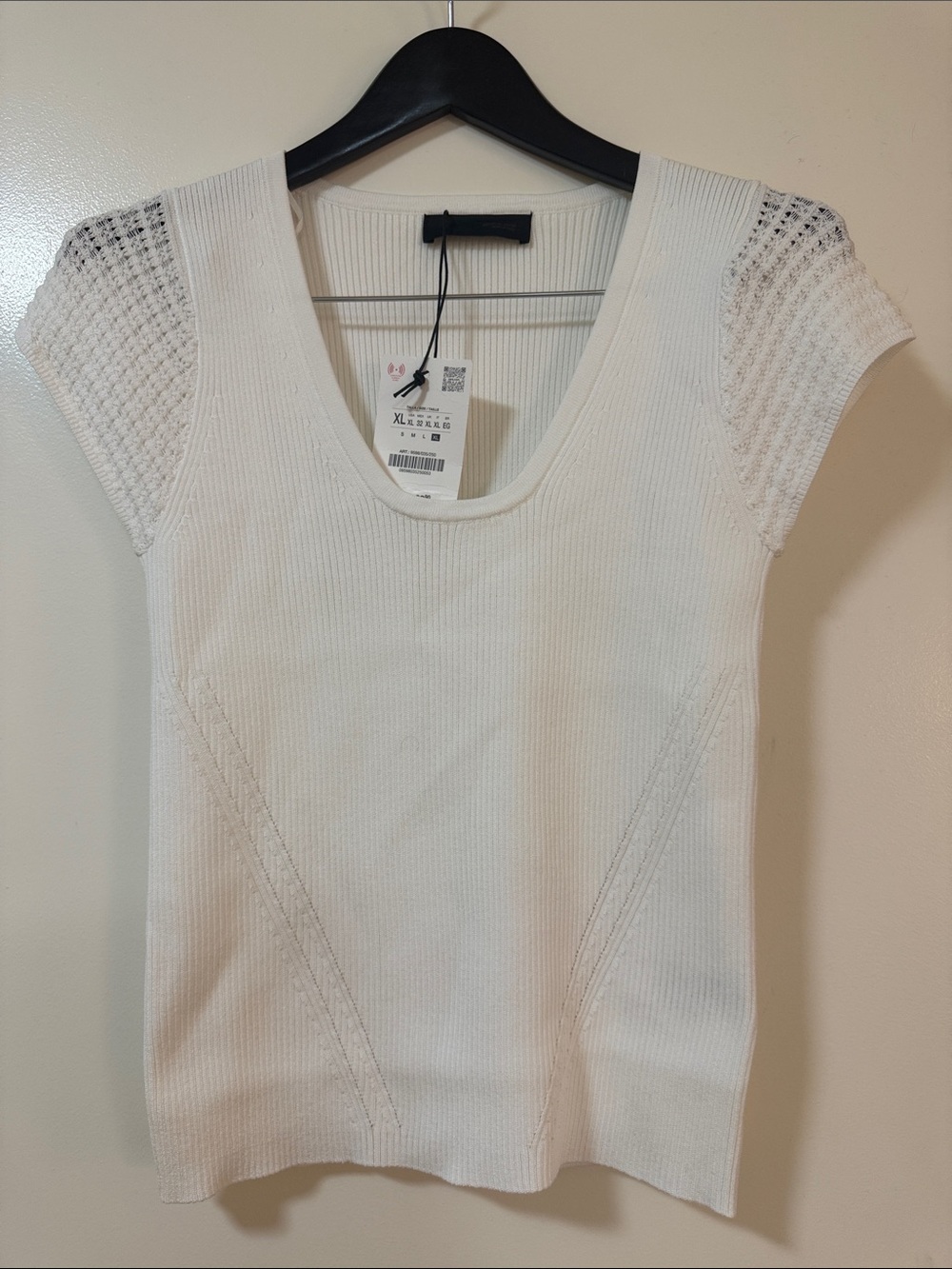 Zara Women’s White Knit Scoop Neck Short Sleeve Top - Picture 2 of 12